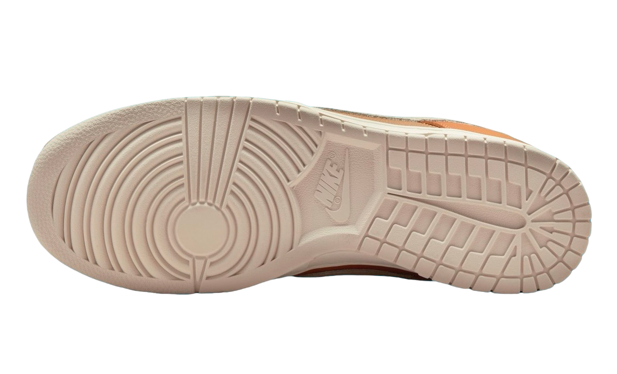 Nike Dunk Low Monarch - Image 6