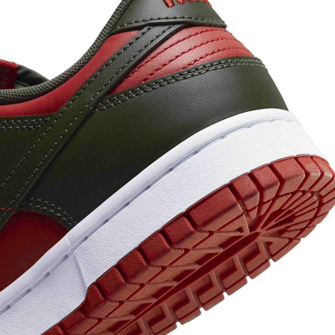 Nike Dunk Low Mystic Red - Image 8