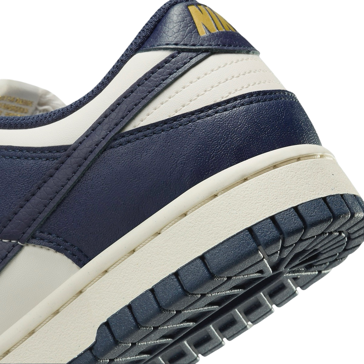 Nike Dunk Low Next Nature Olympic - Image 8