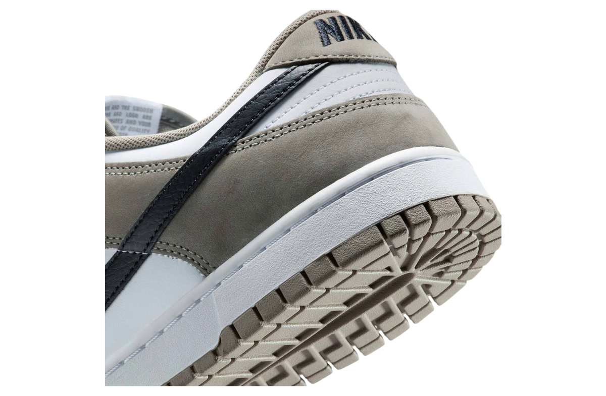 Nike Dunk Low Olive / White / Black - Image 7