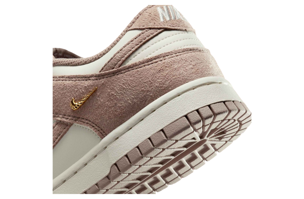 Nike Dunk Low Sail / Metallic Gold - Image 9