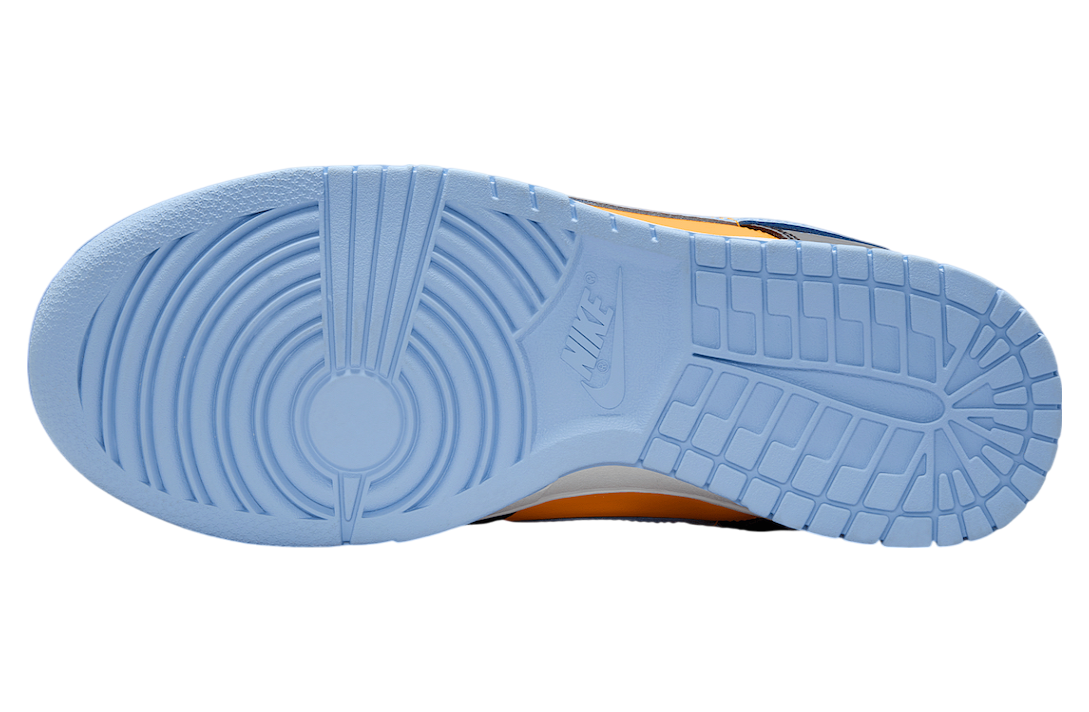 Nike Dunk Low SE Black / Laser Orange - Image 3
