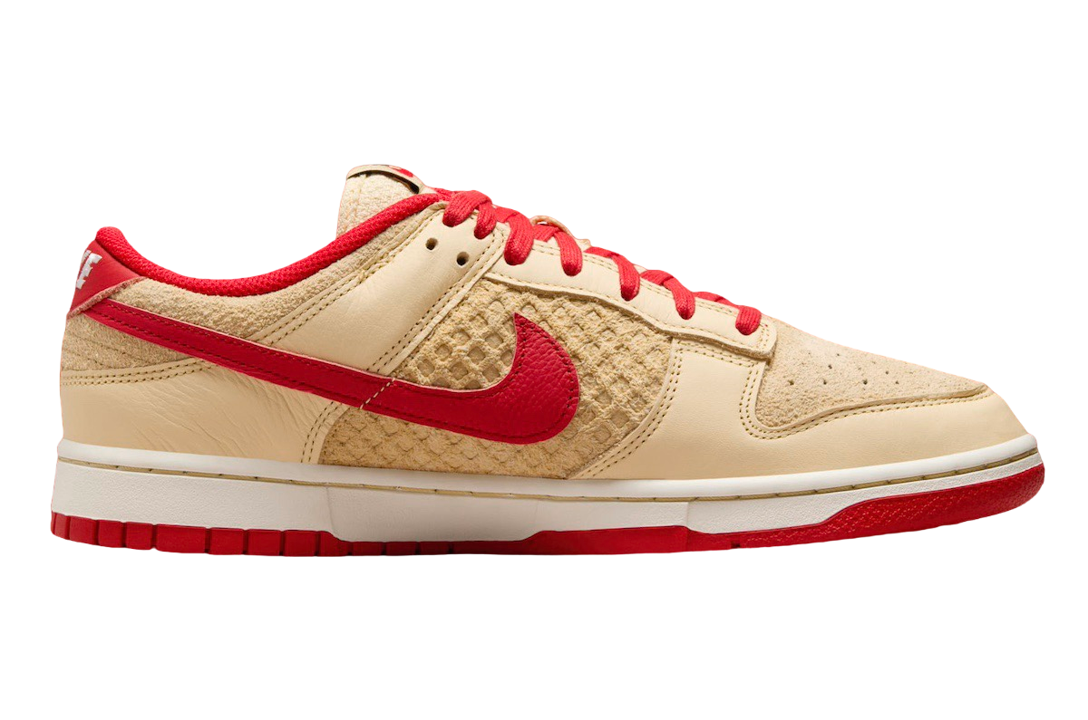 Nike Dunk Low Strawberry Waffle - Image 5