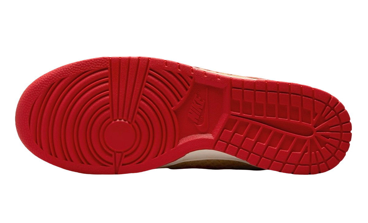 Nike Dunk Low Strawberry Waffle - Image 6