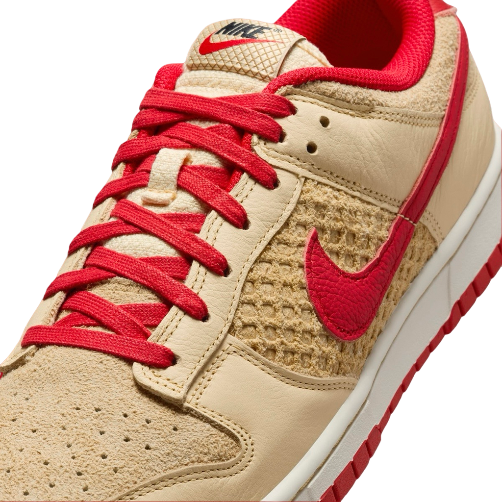 Nike Dunk Low Strawberry Waffle - Image 7