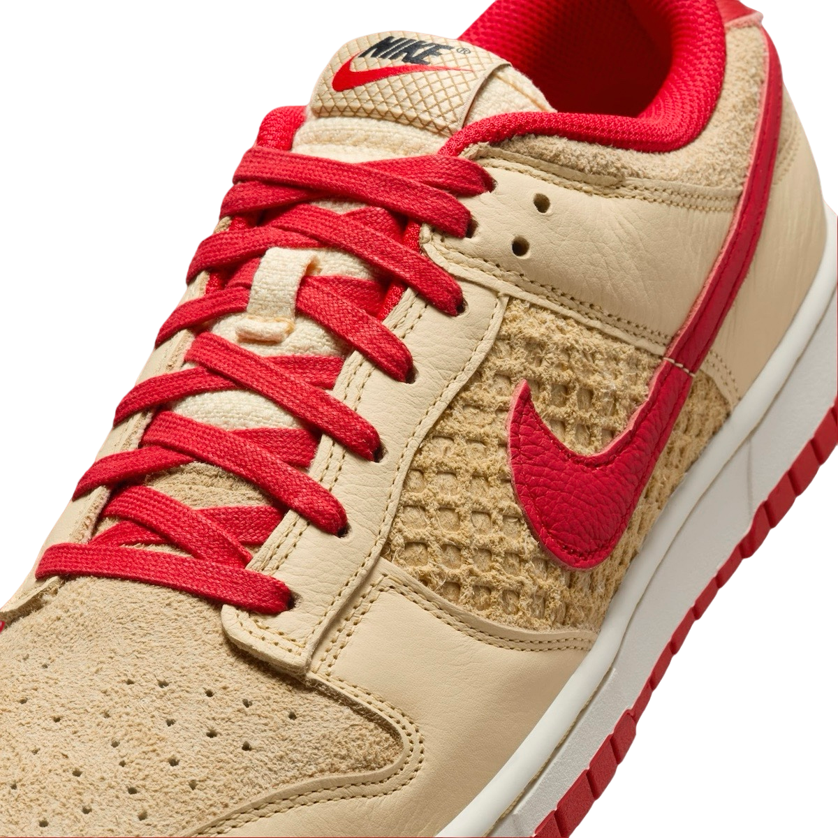 Nike Dunk Low Strawberry Waffle - Image 7