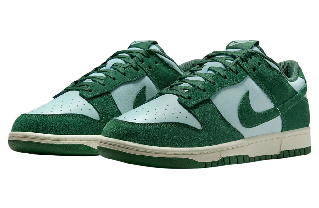 Nike Dunk Low Team Dark Green / Sail - Image 2
