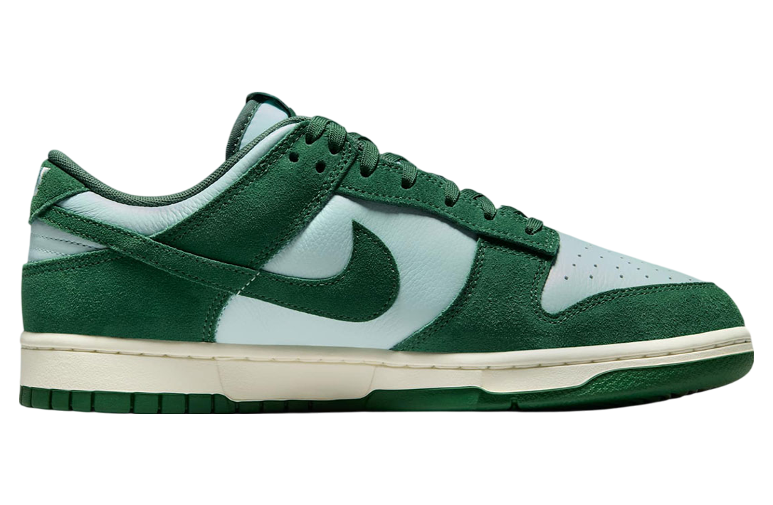 Nike Dunk Low Team Dark Green / Sail - Image 3