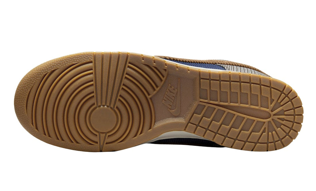 Nike Dunk Low Tweed Corduroy - Image 6