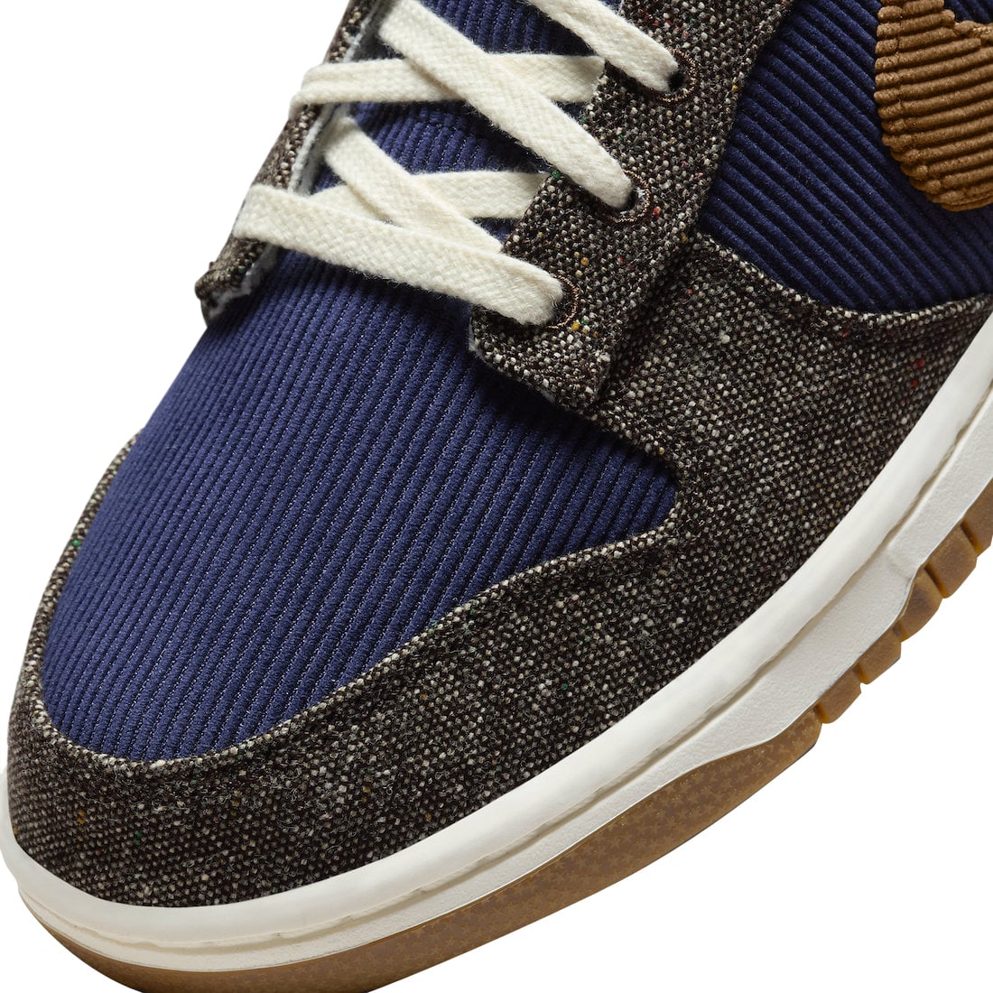 Nike Dunk Low Tweed Corduroy - Image 7