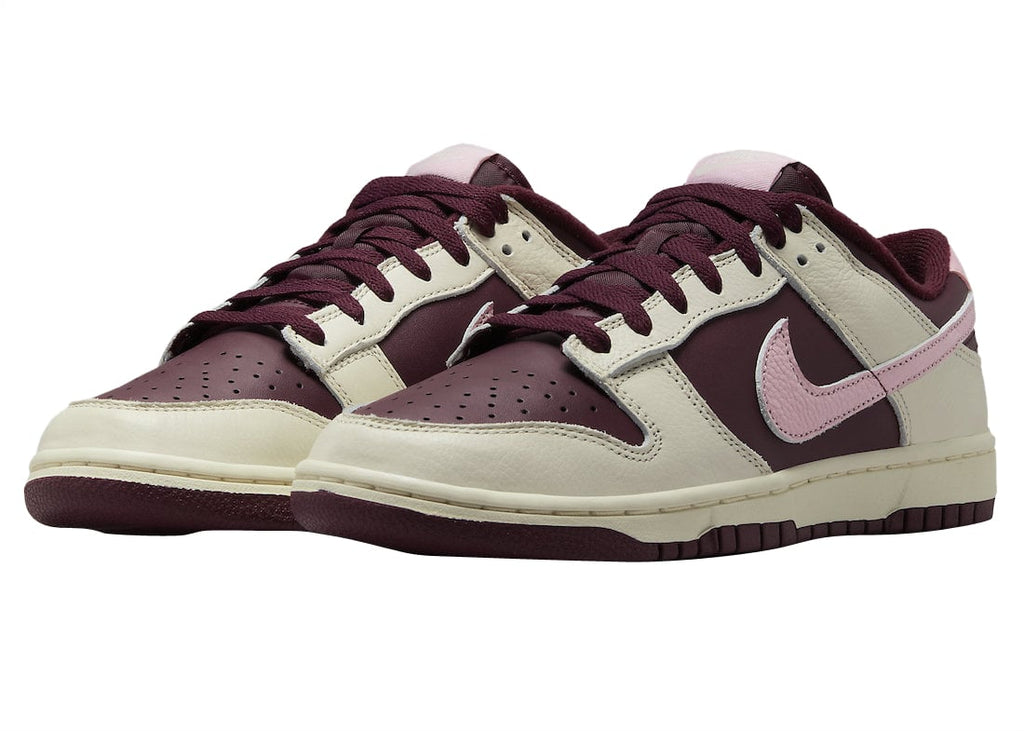 Nike Dunk Low Valentine’s Day - Image 2