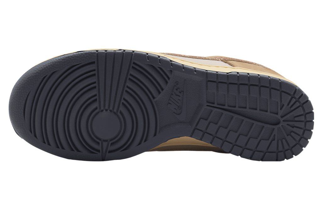 Nike Dunk Low Wheat / Sanddrift - Image 2