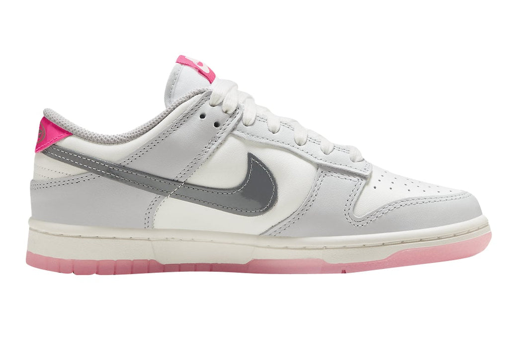Nike Dunk Low WMNS 52 White Pink - Image 3