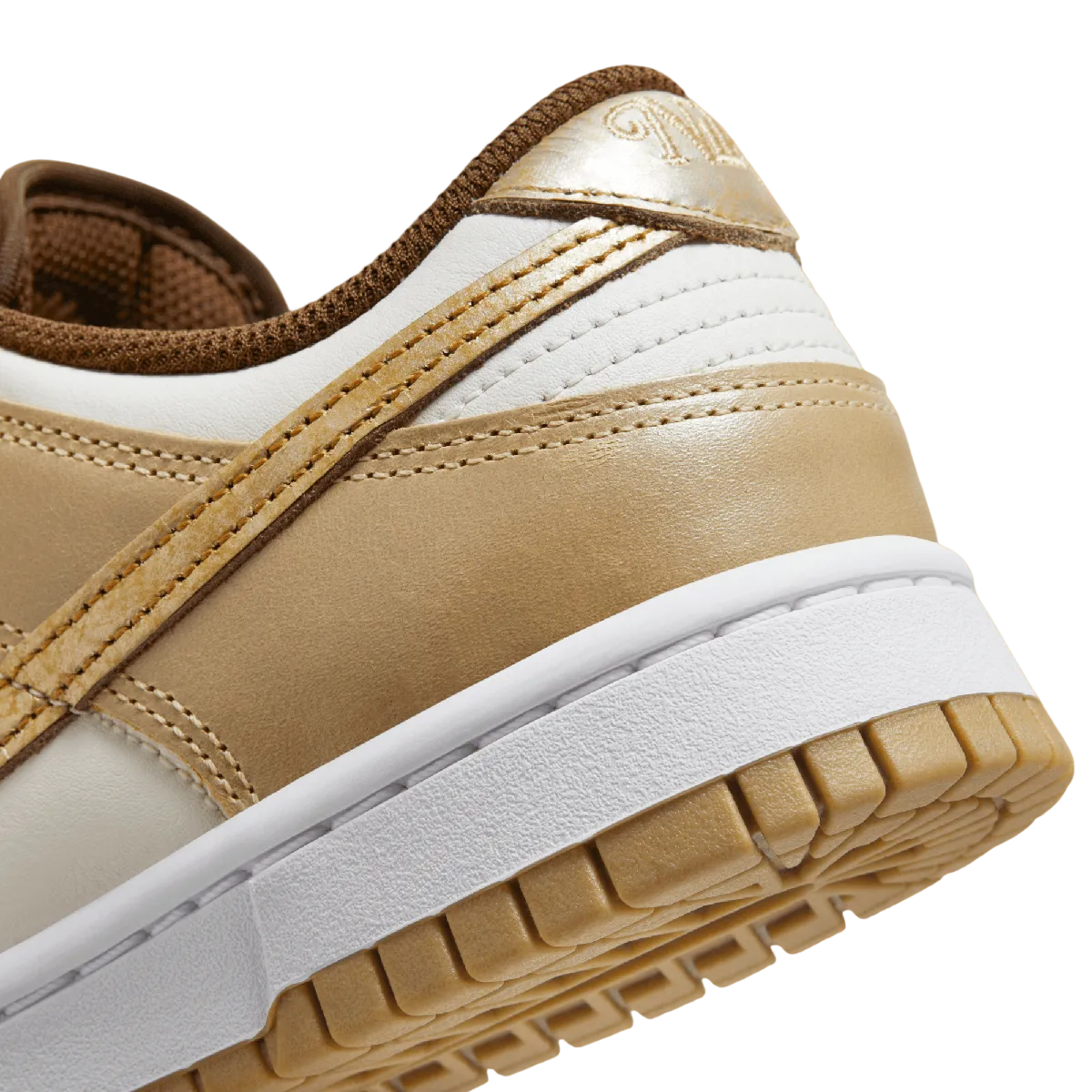 Nike Dunk Low WMNS Be The One Gold - Image 9