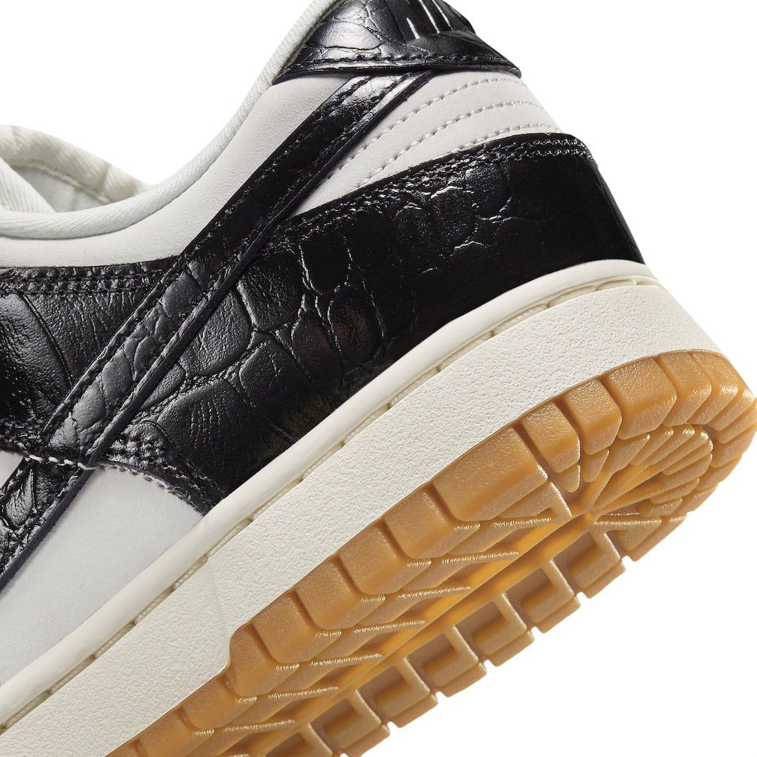 Nike Dunk Low WMNS Black Croc - Image 8