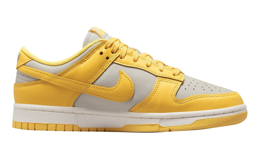 Nike Dunk Low WMNS Citron Pulse - Image 3