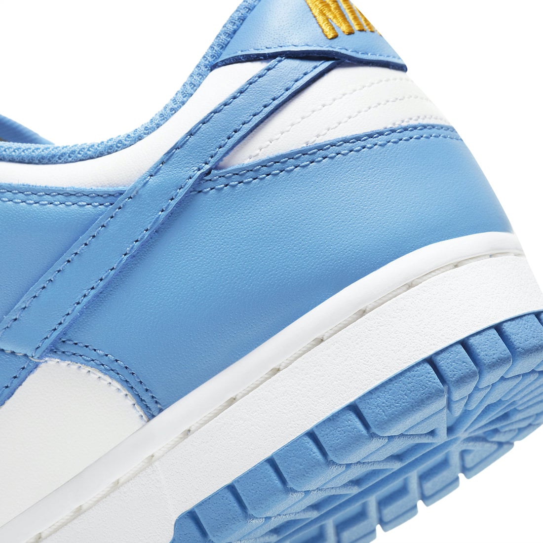 Nike Dunk Low WMNS Coast - Image 8