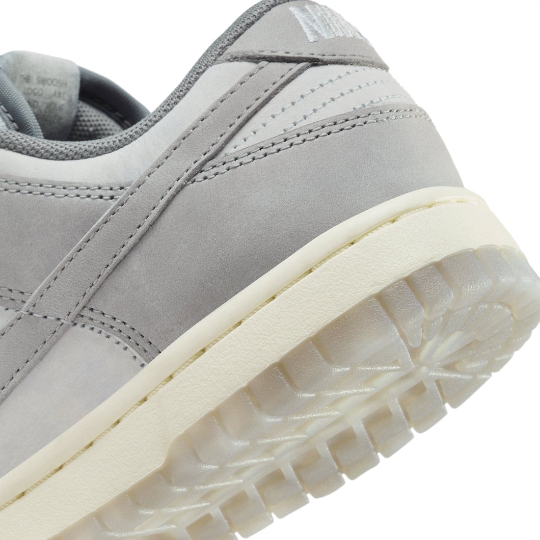 Nike Dunk Low WMNS Cool Grey - Image 8