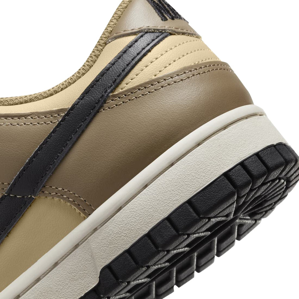 Nike Dunk Low WMNS Dark Driftwood - Image 8