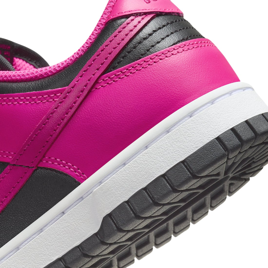 Nike Dunk Low WMNS Fierce Pink - Image 8