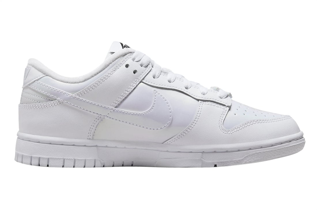 Nike Dunk Low WMNS Just Do It - Image 3