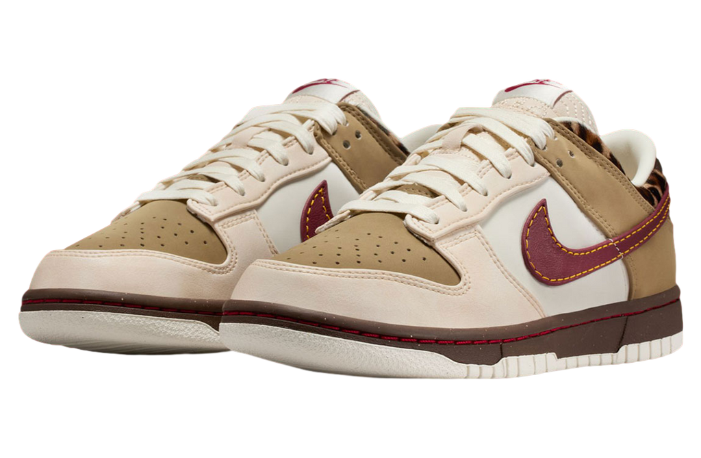 Nike Dunk Low WMNS Khaki / Team Red - Image 2