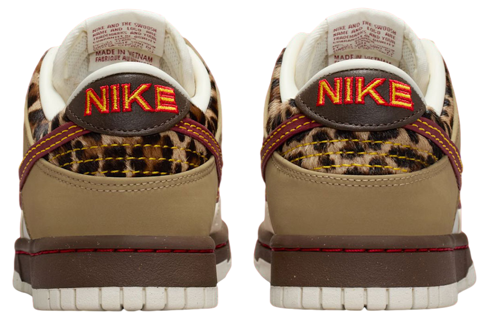 Nike Dunk Low WMNS Khaki / Team Red - Image 5