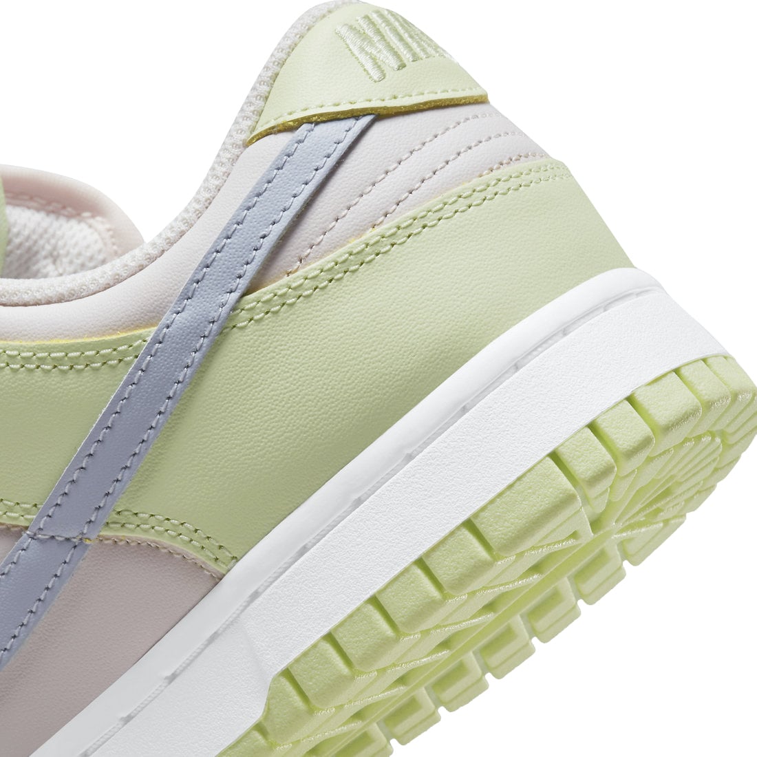 Nike Dunk Low WMNS Light Soft Pink - Image 8