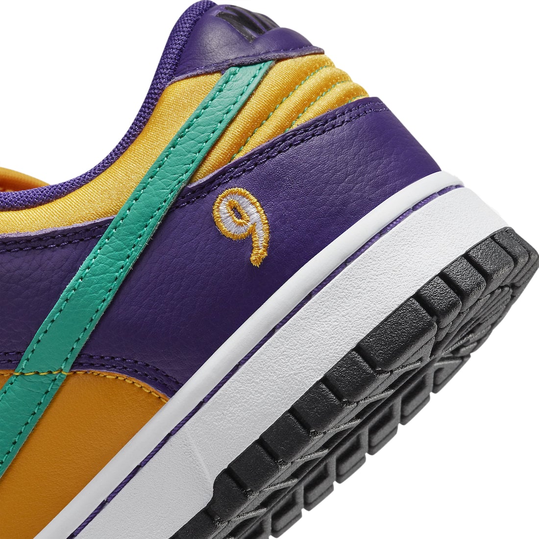 Nike Dunk Low WMNS Lisa Leslie - Image 8