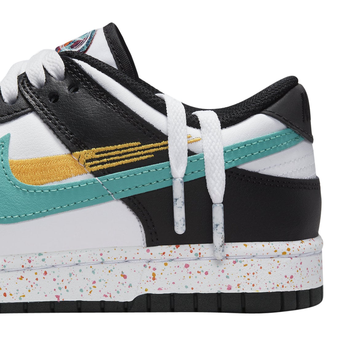 Nike Dunk Low WMNS Lunar New Year - Image 8