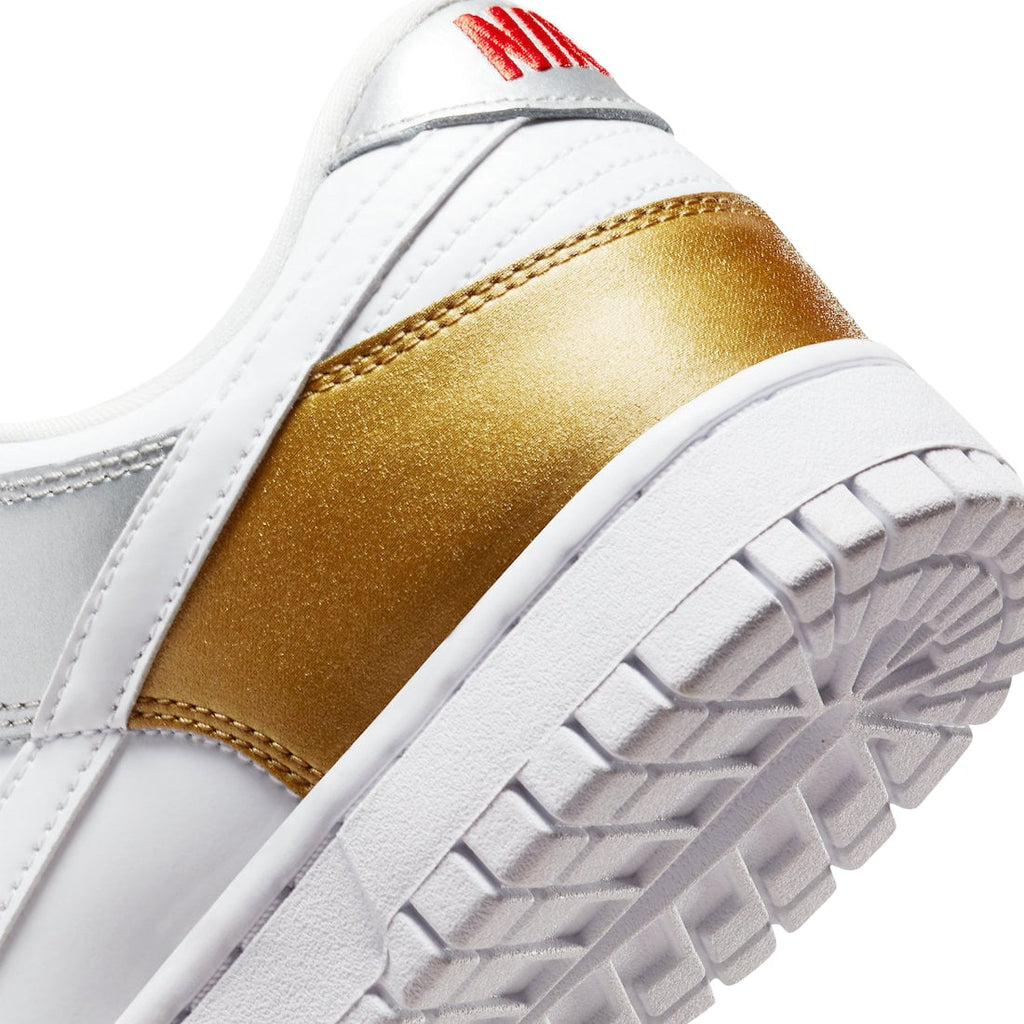 Nike Dunk Low WMNS Metallic - Image 8
