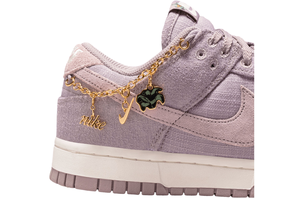 Nike Dunk Low WMNS Now Accepting All Flowers - Image 7