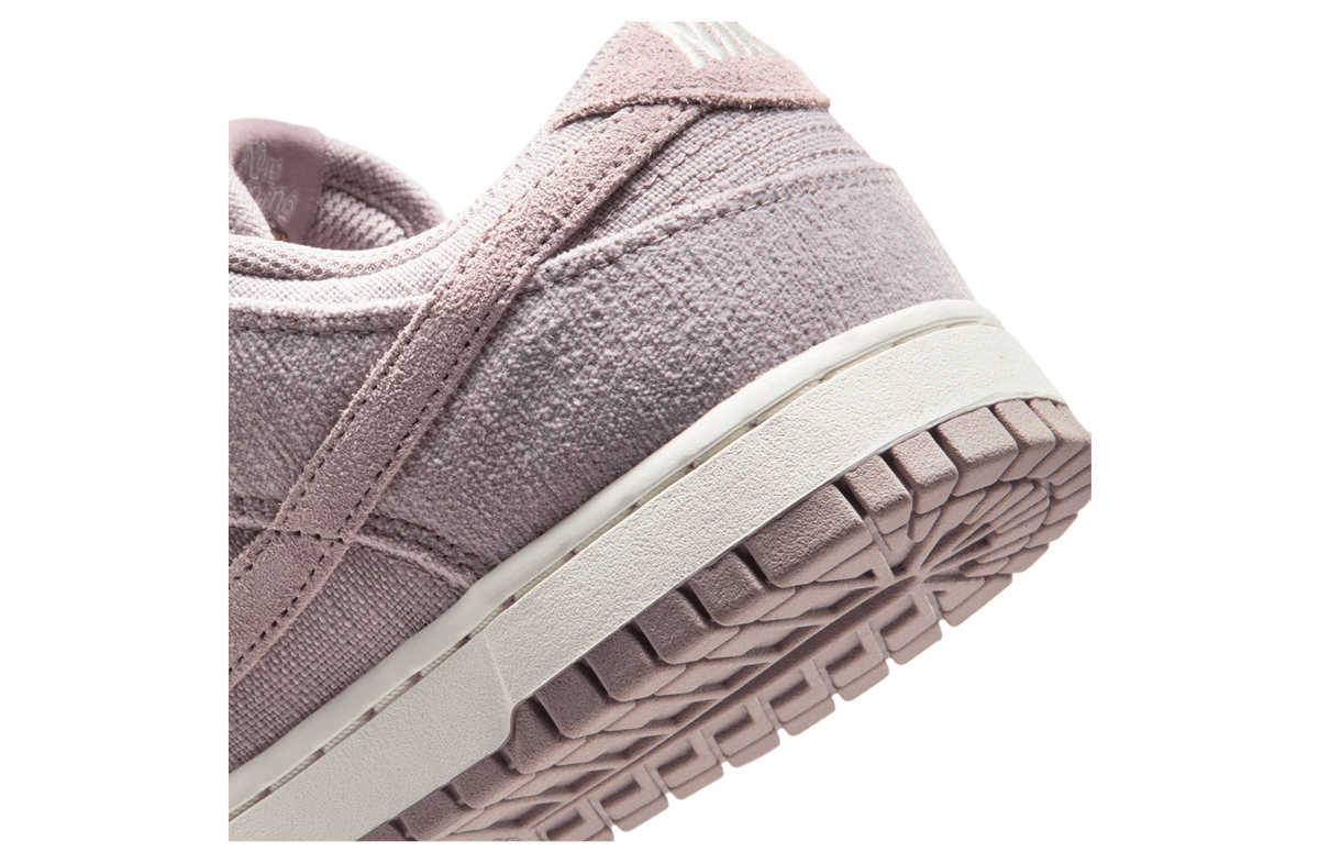 Nike Dunk Low WMNS Now Accepting All Flowers - Image 8