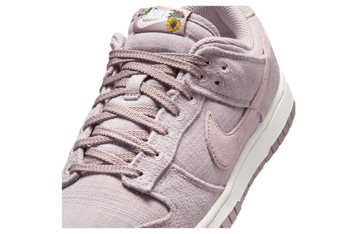 Nike Dunk Low WMNS Now Accepting All Flowers - Image 10