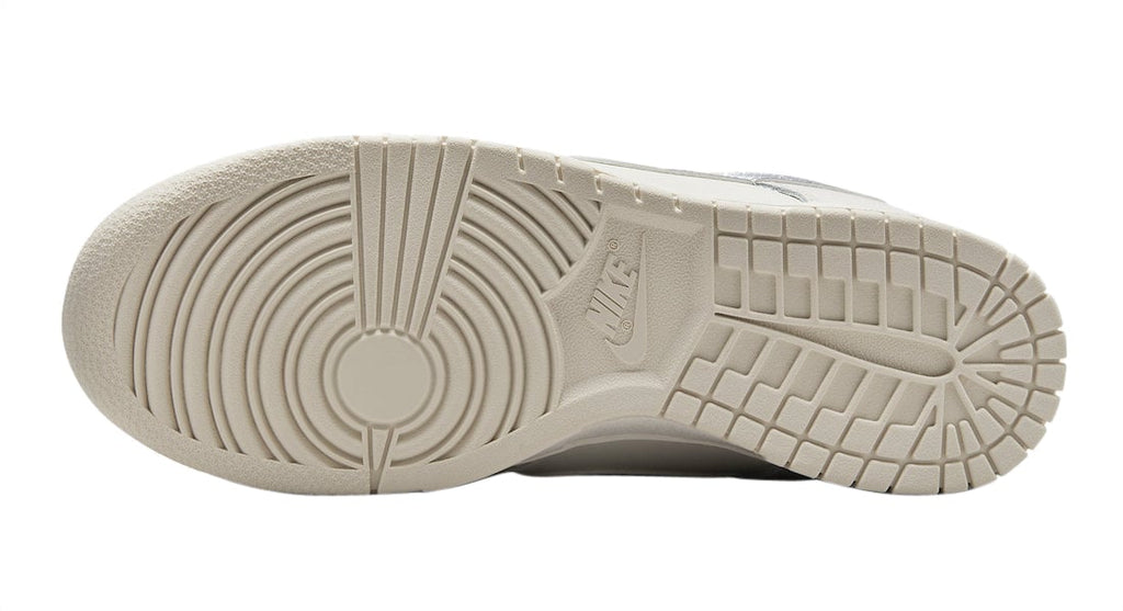 Nike Dunk Low WMNS Oxygen Purple - Image 6
