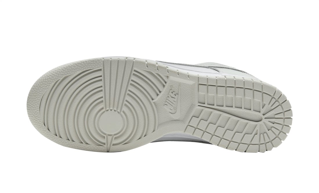 Nike Dunk Low WMNS Photon Dust - Image 6