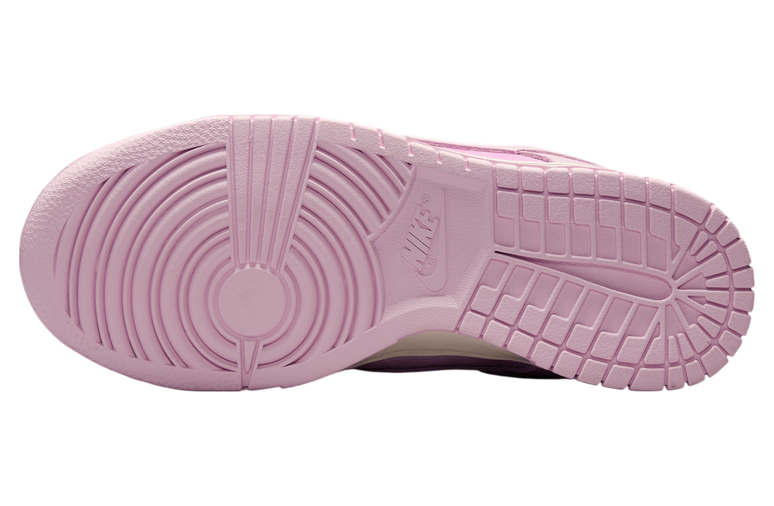 Nike Dunk Low WMNS Regal Pink / Soft Pearl - Image 5