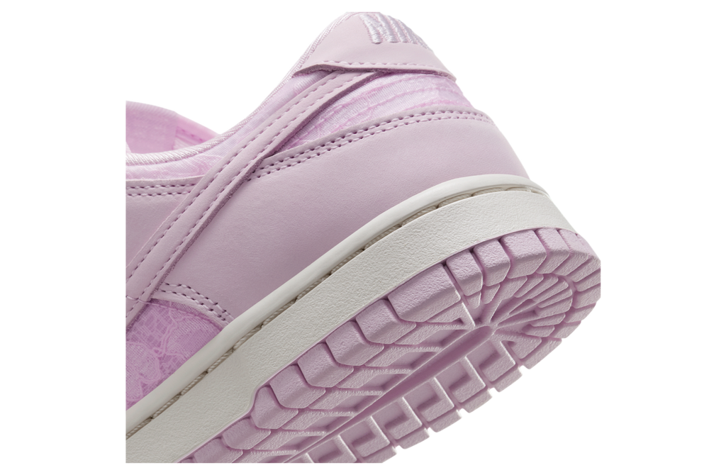 Nike Dunk Low WMNS Regal Pink / Soft Pearl - Image 7