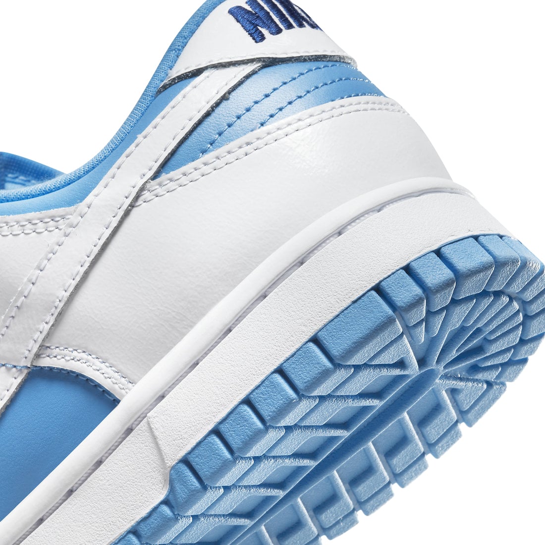 Nike Dunk Low WMNS Reverse UNC - Image 8