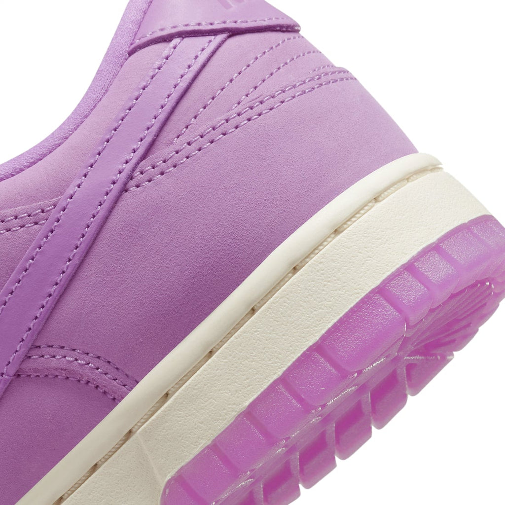 Nike Dunk Low WMNS Rush Fuchsia - Image 8
