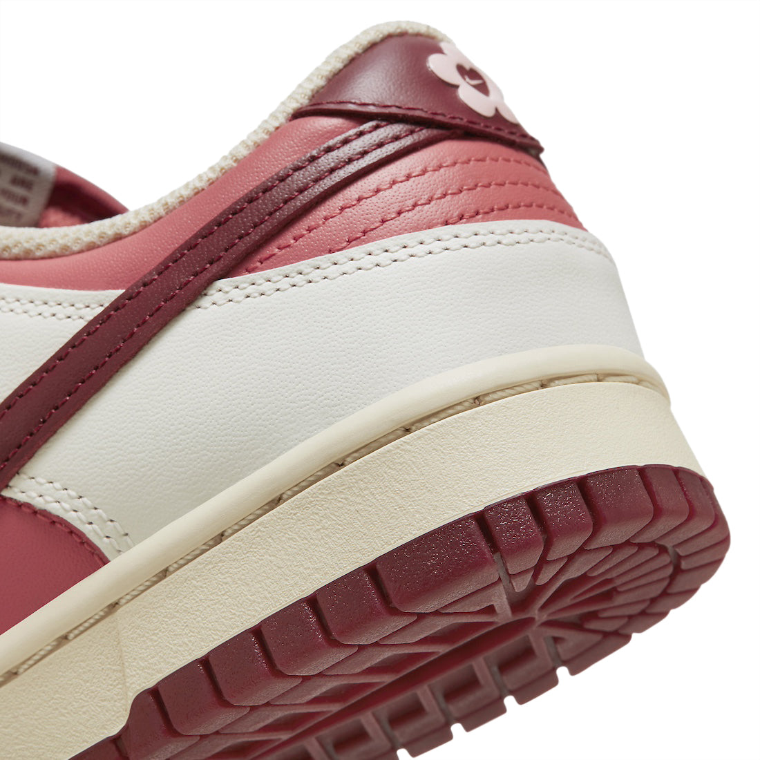Nike Dunk Low WMNS Valentine’s Day Sail - Image 8