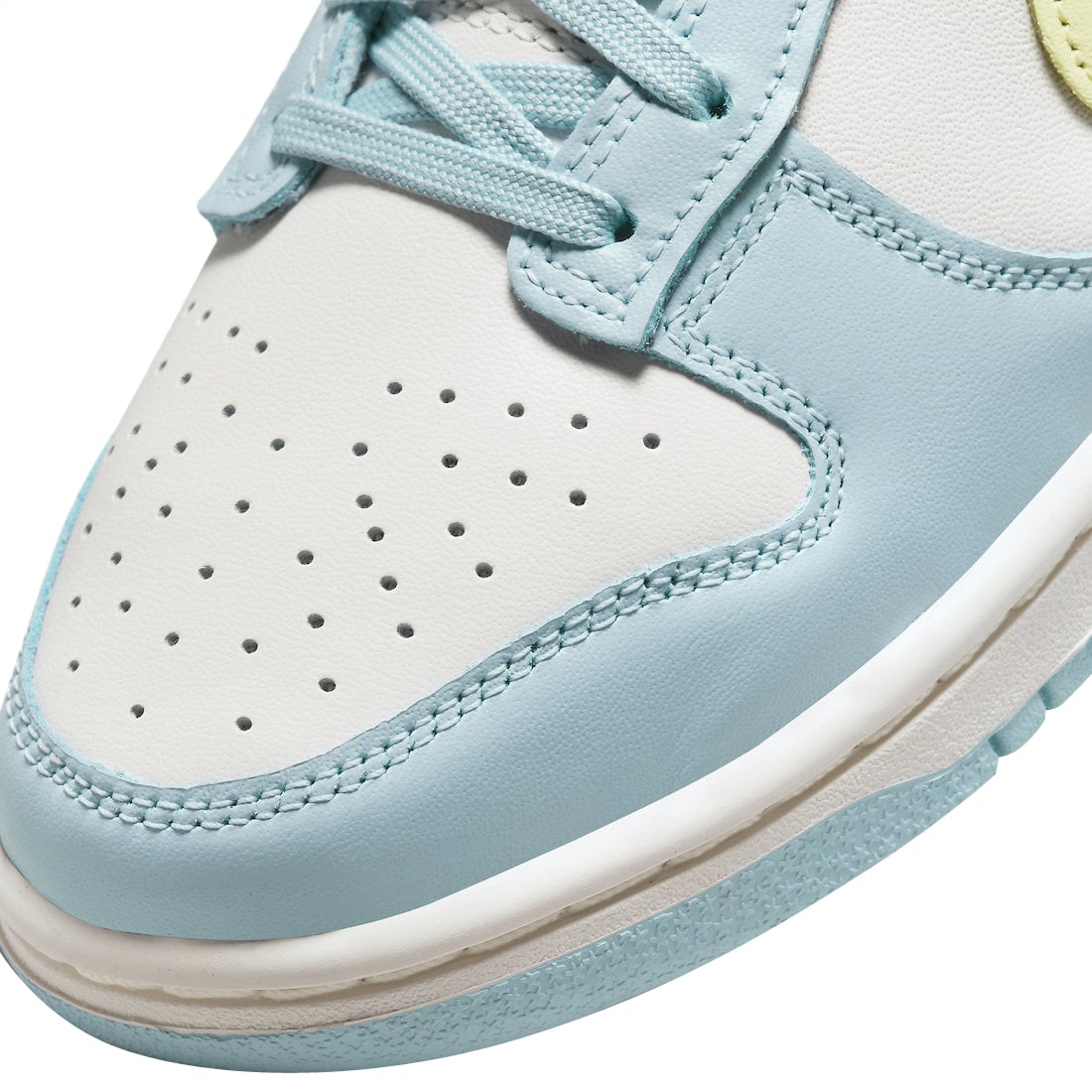 Nike Dunk Low WMNS White Light Blue - Image 7