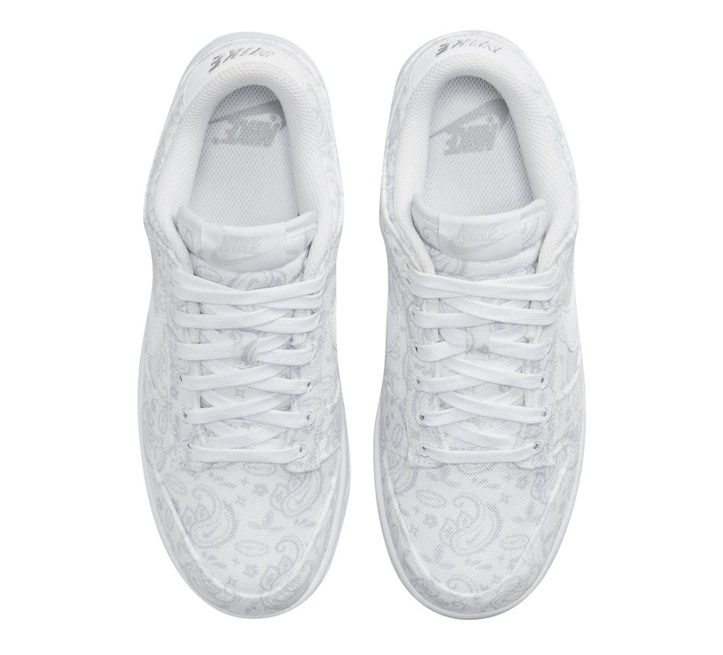 Nike Dunk Low WMNS White Paisley - Image 4