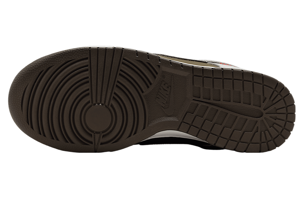 Nike Dunk Low Year of the Snake - Image 2