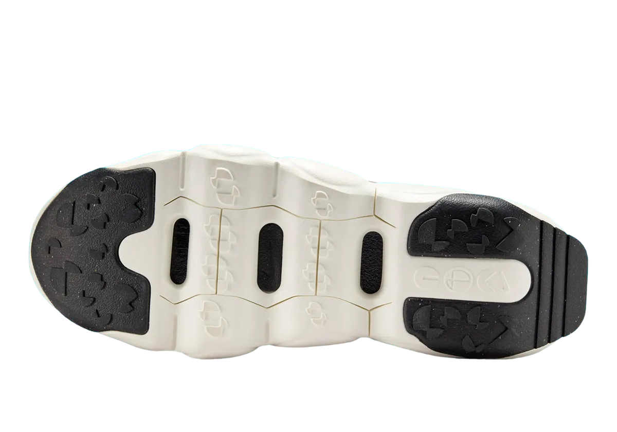 Nike Flyknit Bloom Black White - Image 6