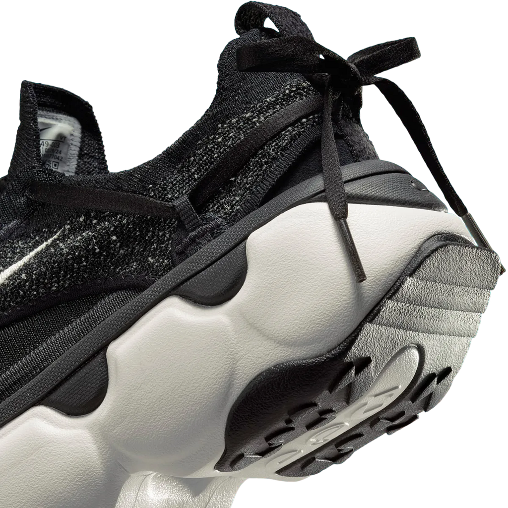 Nike Flyknit Bloom Black White - Image 7
