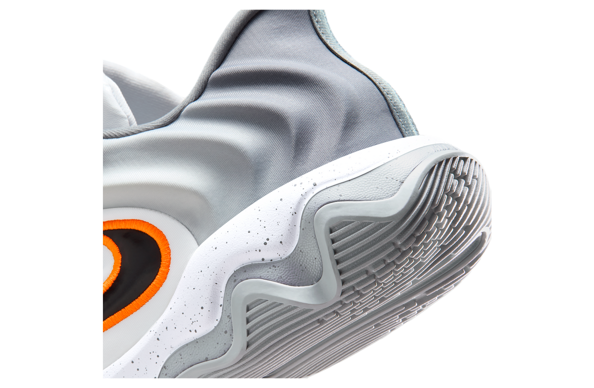 Nike Giannis Immortality 4 White / Volt - Image 8