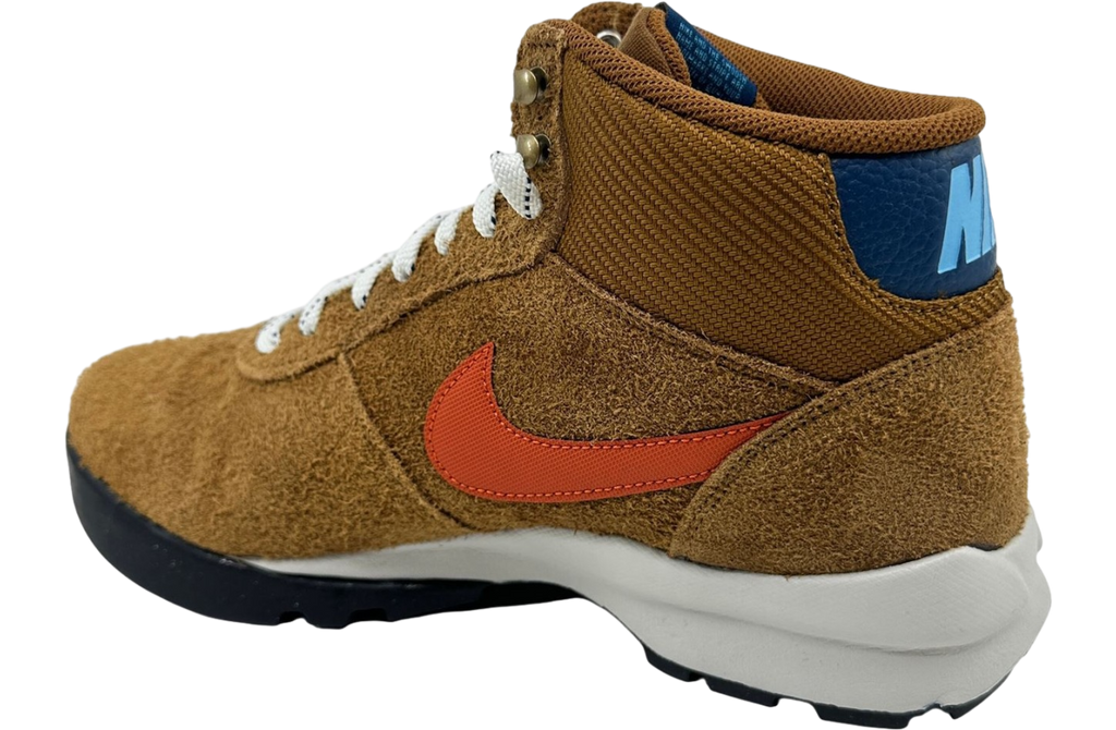 Nike Hoodland Light British Tan - Image 3