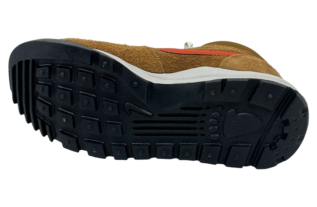 Nike Hoodland Light British Tan - Image 6