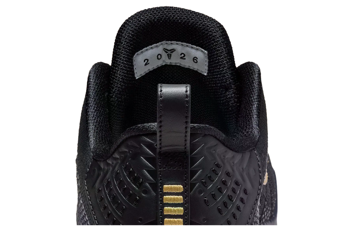 Nike Kobe 11 Elite Protro Black / Metallic Gold - Image 7